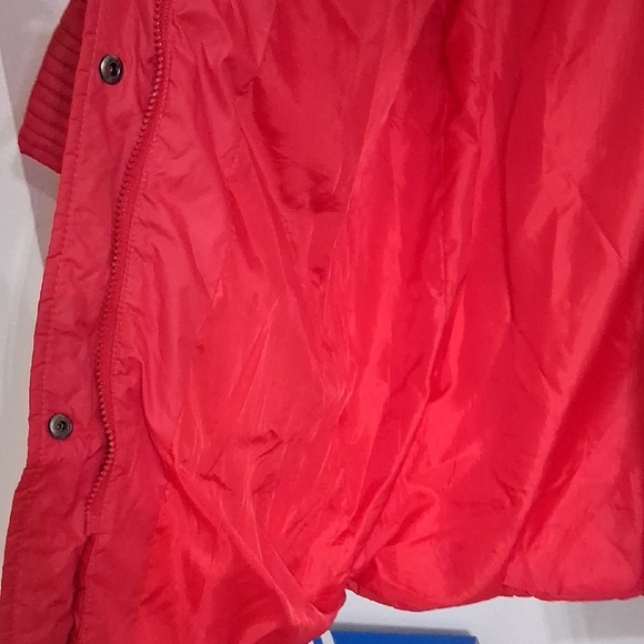 Steve Madden Red Puffer Jacket - Picture 5 of 6